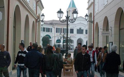 Veneto on sale designer outlet